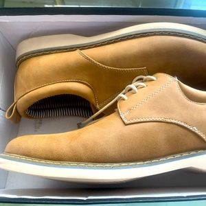 Men’s members only brand. Size 10